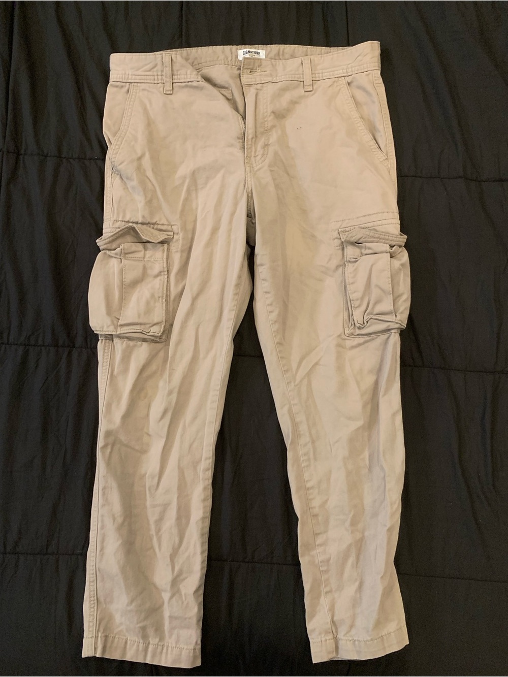 Signature by Levi Strauss Men's Khaki Cargo Pants with Side Utility Pockets